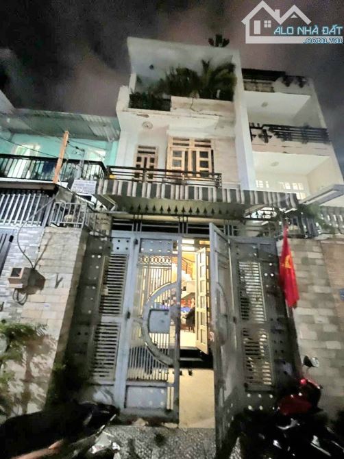 NHÀ GẤP BÁN - HUỲNH VĂN NGHỆ - ĐƯỜNG NHỰA 6M THÔNG - 4,5 X 17M - 3 TẦNG - 3PN