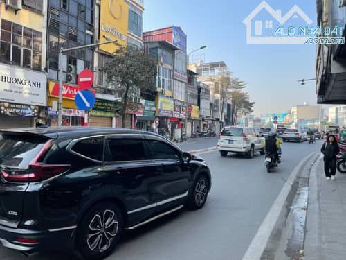 Bán nhà mặt phố Khâm Thiên, vỉa hè to, kinh doanh dòng tiền tốt, lô góc, 38 tỷ