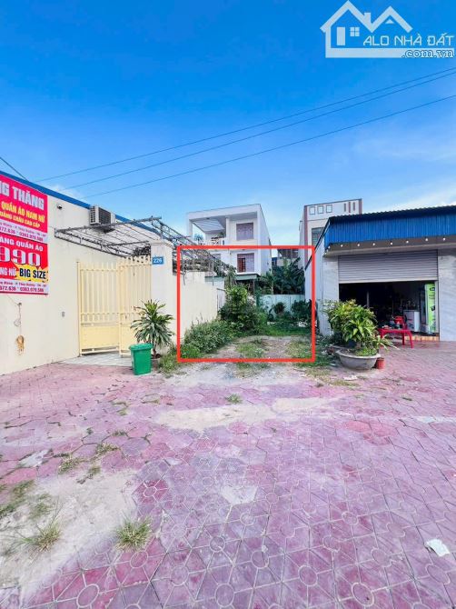 Bán lô mặt đường Máng Nước  - thị trấn Núi Đèo - Thuỷ Nguyên giá siêu tốt ạ.