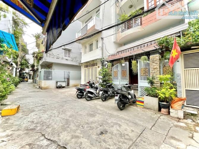 Bán nhà Nguyễn Oanh cách MẶT TIỀN 50m; 4.2*22 vuông vức; HXH 6m thông; chính chủ giảm mạnh