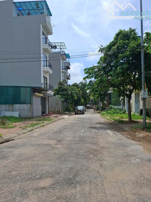 BÁN LÔ ĐẤT TÁI ĐỊNH CƯ QUỲNH ĐÔ – 40M² GIÁ 6.5 TỶ