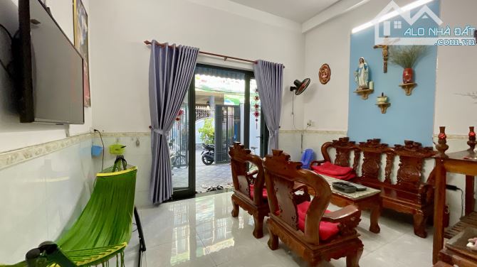 Nhà 2 tầng mặt tiền Hàn Mặc Tử - Hải Châu - Đà Nẵng