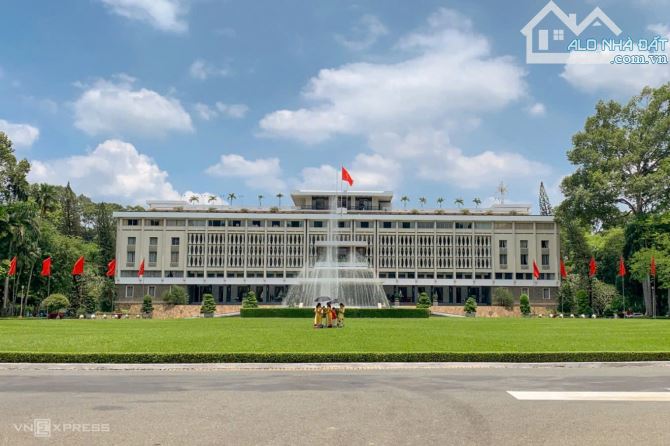 MT Mạc Đĩnh Chi, Quận 1 - 7x20m - 2 Tầng - HĐ thuê 180 triệu - giá 52 tỷ