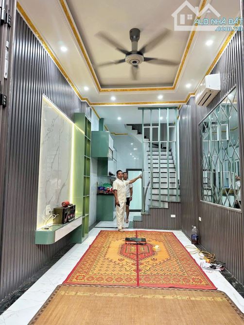 NHÀ ĐỘI NHÂN BA ĐÌNH 10TỶ 34M 5T MT 3.5M NGÕ RỘNG THÔNG CÁC PHỐ KINH DOANH SẦM UẤT
