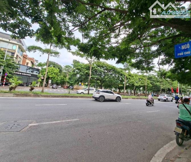 BIỆT THỰ GẦN AEON MALL LONG BIÊN 145M2, 5 TẦNG THANG MÁY, GARAGE 2 Ô TÔ, GẦN ĐƯỜNG 5