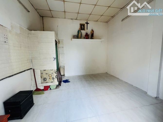 CHỈ NHỈNH 40TR/M² – ĐÃ CÓ PHÉP XÂY 3 TẦNG – GẦN CHỢ CÂY QUÉO