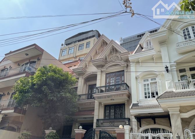 bán biệt thự Phổ Quang P2 Q.TB--DT: 8x23m- 4 tầng- Giá 29 tỷ