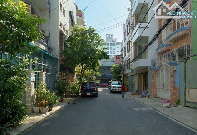 BÁN NHÀ KHU VIP HXH NGUYỄN MINH HOÀNG--dt: 7x14m--3 lầu-- giá 23 tỷ