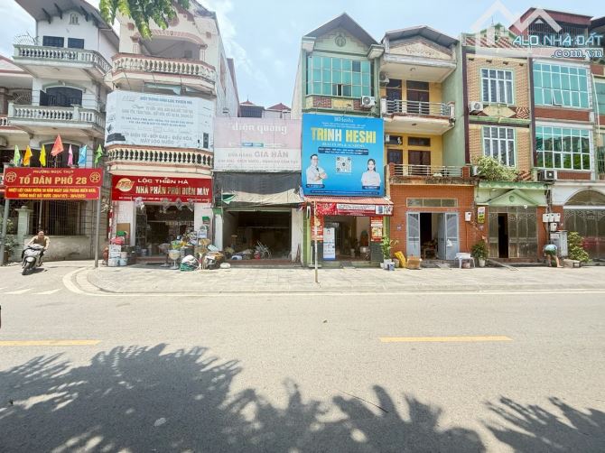 Nhà Long Biên ngõ to như phố, vỉa hè rộng kinh doanh vô đối 46m MT4.4m chỉ nhỉnh 15 tỷ