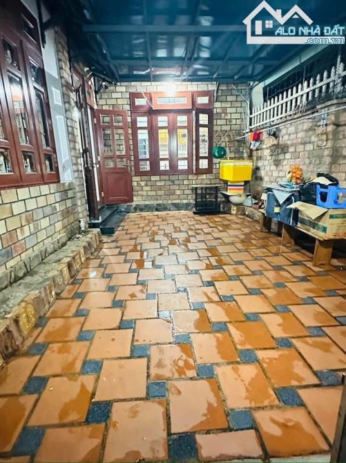 CHO THUÊ NHÀ MẶT TIỀN ĐƯỜNG PHẠM THẾ HIỂN P THẮNG TAM TPVT
