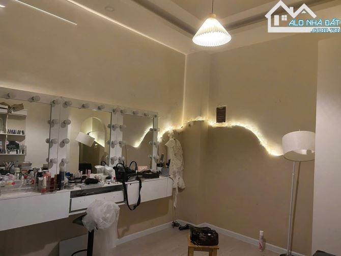 CHO THUÊ NHÀ NGUYÊN CĂN 80M² – HẺM  PHẠM HỒNG THÁI – GIÁ 6,5 TRIỆU/THÁNG