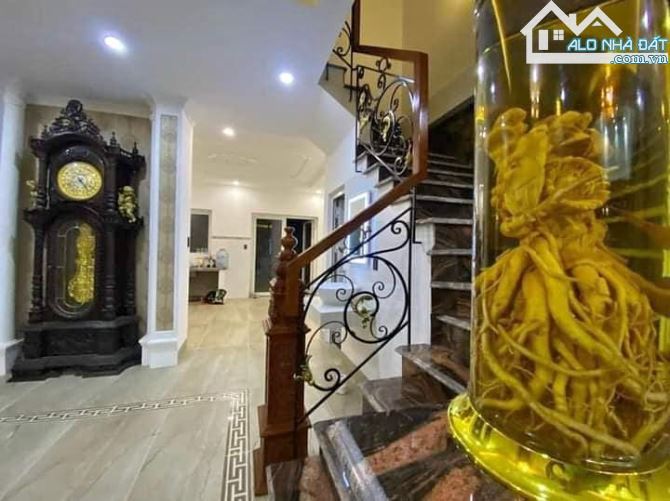 Cho thuê nhà mặt tiền lý thường kiệt - Nhà mới 100%  , Diện tích 5 x 25  - Xây dựng 1 lầu