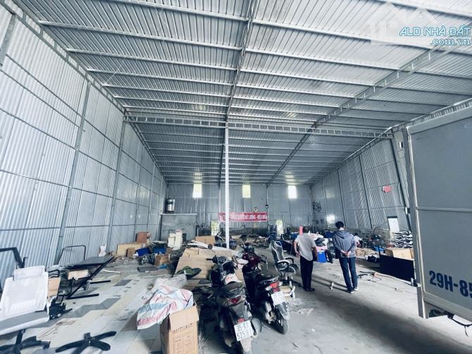 Cho thuê 400-1500m2 cách dh công nghiệp 1km