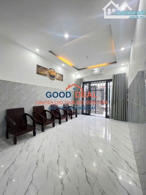 Cho Thuê _ Nhà Nguyên Căn _ 1 Trệt 2 Lầu 4Pn _ Lê Hồng Phong. P4. TPVT _ 12tr/tháng