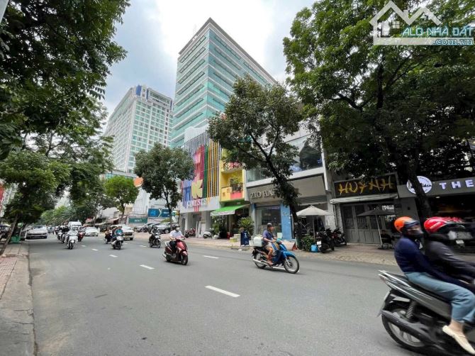 Khan Hiếm DT Ngang khủng MT Nguyễn Đình Chiểu Q3 15 x 25m 4L CHỉ 200 tỷ