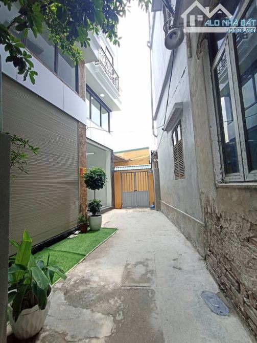 Nhà Đẹp Tứ Hiệp | 40m² x 5T | Nhà mới cứng – Nội thất xịn – Ngõ thông rộng – 6.85 tỷ