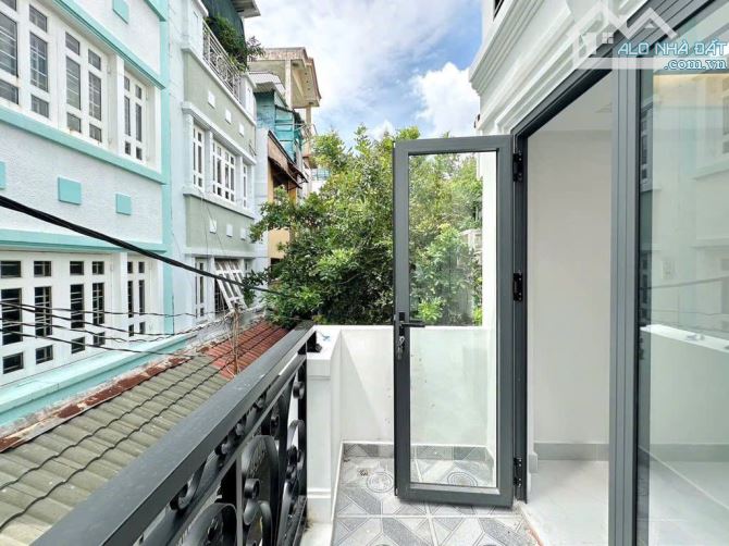 🏩 VIP ĐOÀN THỊ ĐIỂM - PHÚ NHUẬN - 4 TẦNG - 5PN 5WC - 45M2 NGANG 5M - CHỈ 8.x TỶ