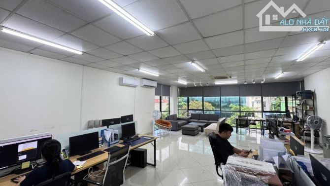 (HIẾM) Bán Nhà MP Lạc Long Quân, 139m2, 7 tầng thang máy, mt 8m, giá 63.9 tỷ