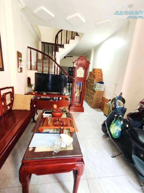 TIN NÓNG! PHỐ CHÙA LÁNG CHỈ 8.6 TỶ CÓ NGAY SIÊU PHẨM 5 TẦNG - Ô TÔ TRÁNH - NGÕ THÔNG 2 MẶT