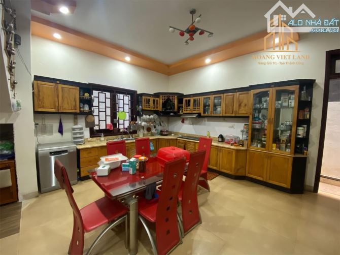 Cơ hội sở hữu biệt thự hẻm lớn Ngô Quyền Dt:12x16m (thổ cư 100%) - Chỉ có 13,9 tỷ!!!