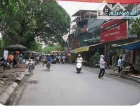 Bán nhà riêng tại Hoàng Quốc Việt, phân lô, sát phố, 16,3 tỷ, 58m2, view đẹp