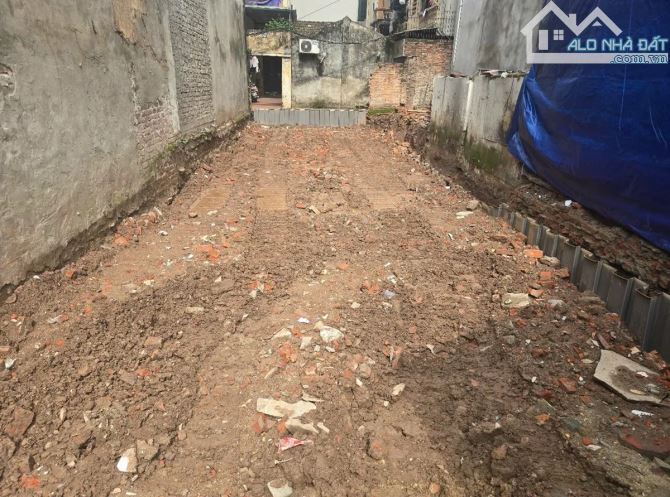 Bán đất cố nhuế, ngõ nông, gần phố, sổ đỏ hoa khôi, giá đầu tư.