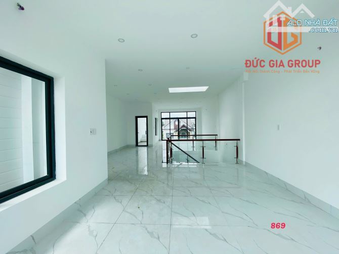 Cho thuê nhà 1 trệt 2 lầu mới 100% trong KDC Bửu Long giá chỉ 15tr/tháng - 10