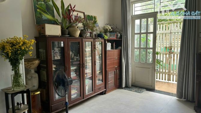 BÁN NHÀ gần mặt tiền đường Lý Thường Kiệt, Quận Gò Vấp Dt: 35m2. Giá rẻ 5,6 tỷ - 10