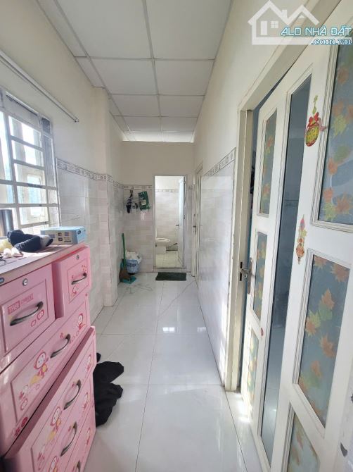 Bán căn góc 1T1L 5x36m, mặt tiền sầm uất ĐT.743B p.Tân Đông Hiệp, thu nhập 13.5tr/th - 10