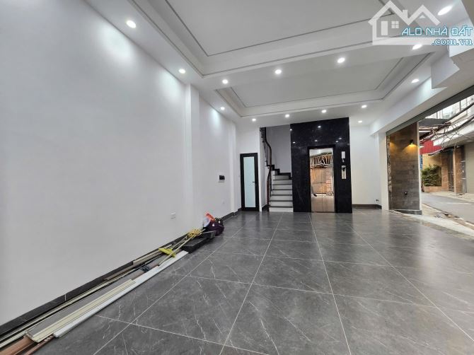 SIÊU PHẨM NGỌC LÂM – 7 TẦNG – GARA Ô TÔ – THANG MÁY – 13,55 TỶ! - 11