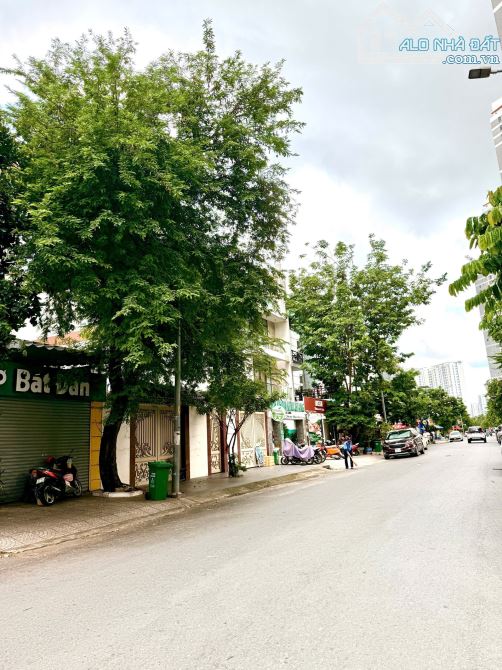 Bán Nhà MT Đường Số 51 KDC Văn Minh,An Phú,Q2 DT:106m2(5,9mx18m) HĐT:36 Triệu/Tháng - 1