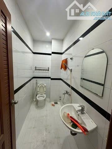 Nhà mới ở ngay sát bến xe miền tây, đối diện khu tên lửa 40m2 3 lầu 5.1 tỷ - 1