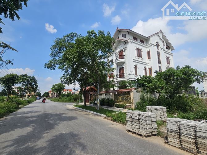 Bán đất đại hoàng long nhìn chếch hồ DT 263m, MT 15m, Hướng TB,Giá 21,5 tỷ - 5