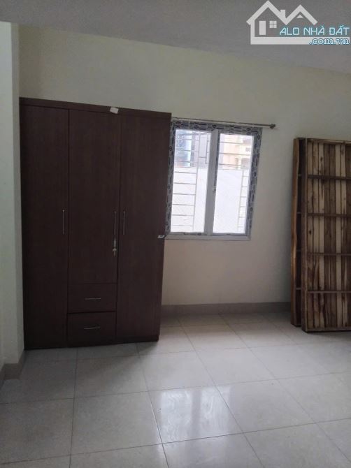 Nhà đẹp ở luôn Lê Văn Hiến Bắc Từ Liêm. Sổ vuông 40m, 5 tầng MT4m Giá 9 tỷ Ngõ ô tô đỗ - 1