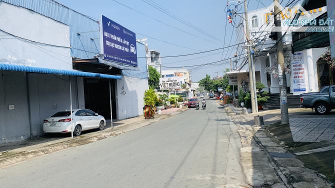 Bán nhà mặt tiền Dt 100m2 P Bình Đa, Biên Hoà giá 5.4 tỷ - 1
