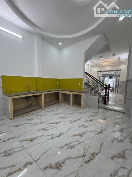 Nhà trệt + 2 lầu 4x16 hẻm 1 sẹc LÊ VĂN QUỚI - Giá 6,39 tỷ - 1