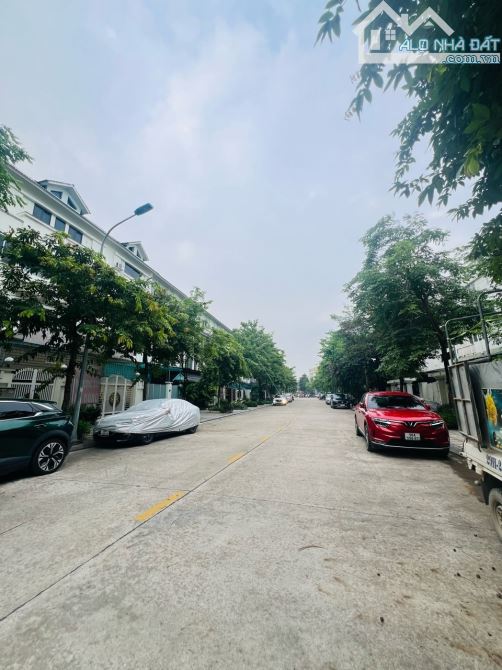 Bán nhà phố Lê Trọng Tấn, Hà Đông ô tô kinh doanh 115m2 MT6m vỉa hè rộng giá 26 tỷ - 1