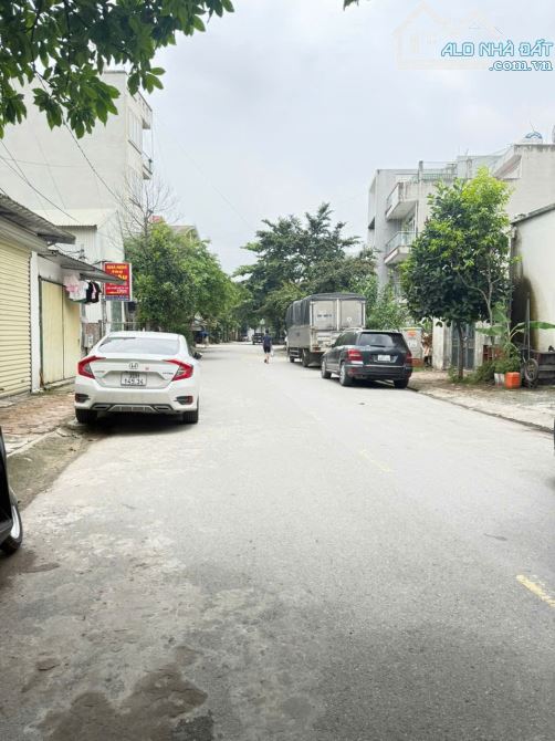 Bán đất khu 31ha Trâu Quỳ, Vỉa Hè, Kinh doanh 110 m2, giá nhĩnh 16 tỷ. - 1