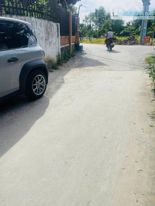 Bán nhà Nguyễn Xiển, ngay sân banh Long Bình; DT 10 x 12m, giá rẻ 4,5 tỷ - 1