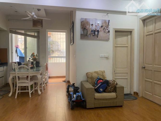 Cho thuê căn hộ chung cư CT4-5 Yên Hoà, 2 ngủ 72m2 đủ đồ 12 triệu/tháng - 1
