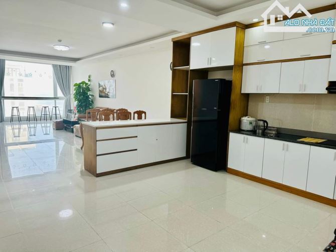 Cho thuê chung cư Sơn Thịnh 2 oasky sát biển 3PN full nội thất - 1