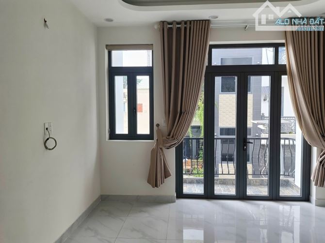 BÌNH TÂN - SÁT AEON - ĐƯỜNG 8M - NHÀ ĐẸP - KHU PHÂN LÔ ĐỒNG BỘ - 5 TẦNG - 7.9 TỶ. - 1