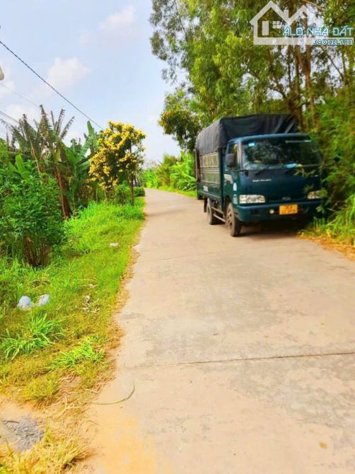 Quá Ngộp, 706m2 đất vườn 15x 37m, KDC Thanh Phú, 420tr - 1