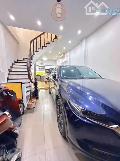 BÁN NHÀ PHÂN LÔ 2 THOÁNG TRẦN QUỐC HOÀN, 57M2 × 4 TÂNG, MT 5M, 21.5 TỶ - 1