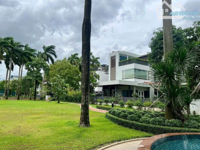 BÁN BIỆT THỰ RIVIEA GÓC ĐẸP Q.2 KHU VIP GIÁ 119 TỶ - 1