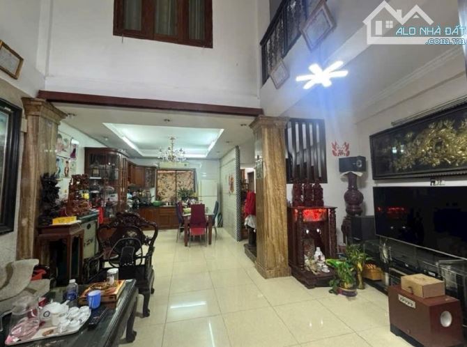 Cạnh CC Bàu Cát 2 - 65m2 ngang khủng 5,2m - nở hậu - 15m ra mặt tiền - 1
