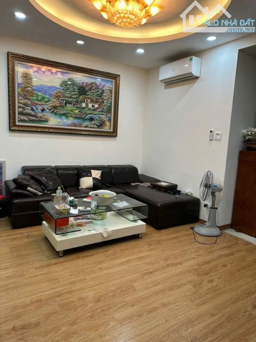 Cho thuê căn hộ chung cư CTM 299 Cầu Giấy, 72m2 2 ngủ full đồ 11,5 triệu/tháng - 1