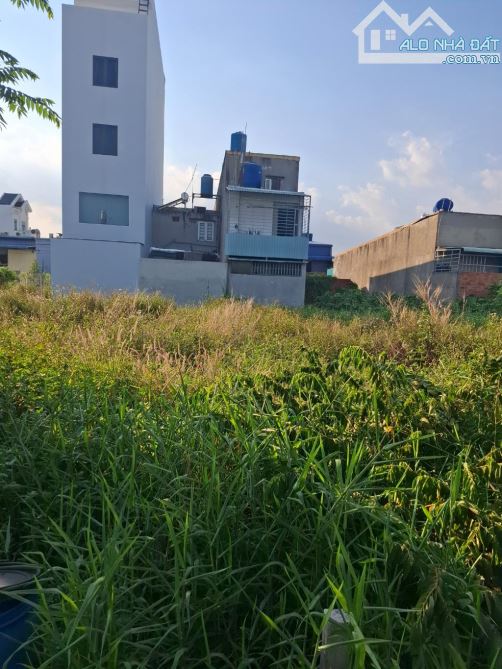 Bán đất full thổ cư đường tô Ngọc Vân phường thạnh Xuân quận 12 - 1