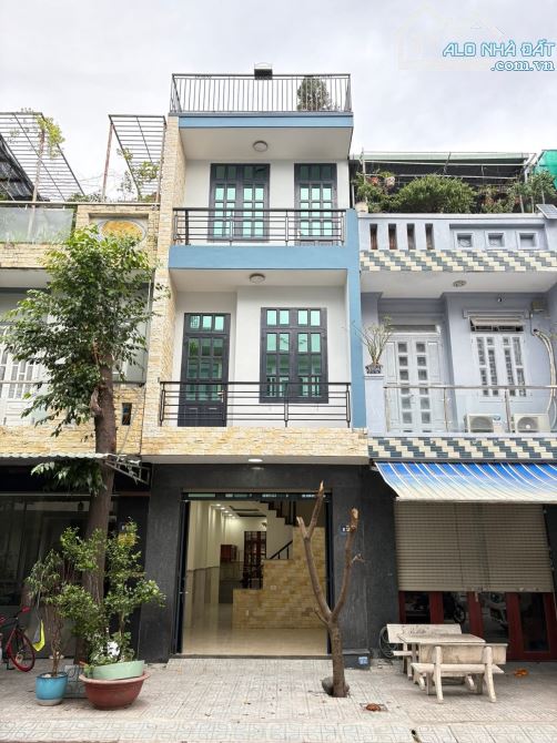 Nhà 1 trệt đúc 3 tấm Ngay vincom 550 phường dĩ an  4 tỷ 800 triệu - 1