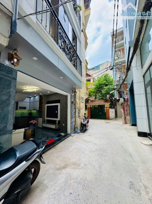 Thanh Xuân – Định Công Thượng - 30m mt4m 5 tầng Ngõ ô tô Chỉ 6,789 tỷ - 1